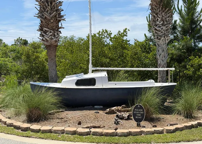 Drift & Tide | Morgan Retreat Holiday home Gulf Shores